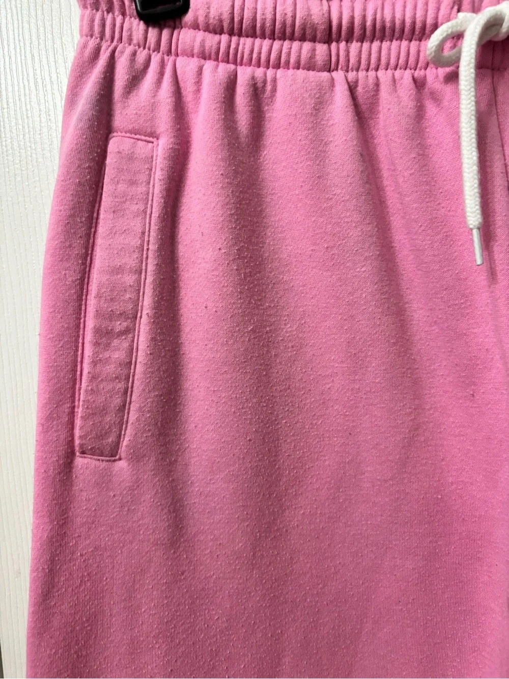 Barbie Pink Fleece Jogger Sweatpants Heart Graphic Stripe Cuff Size Large
